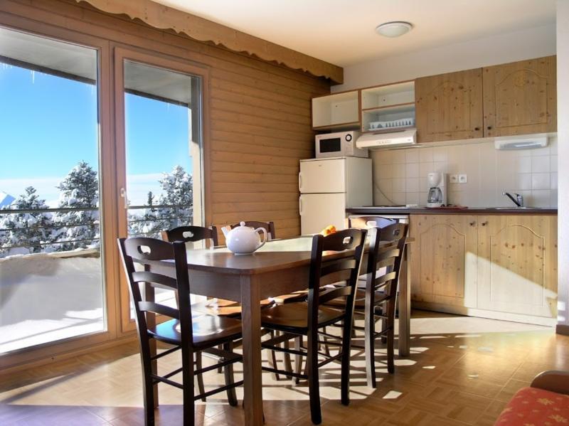 Ecrin Des Neiges Aparthotel Chamrousse Exteriör bild