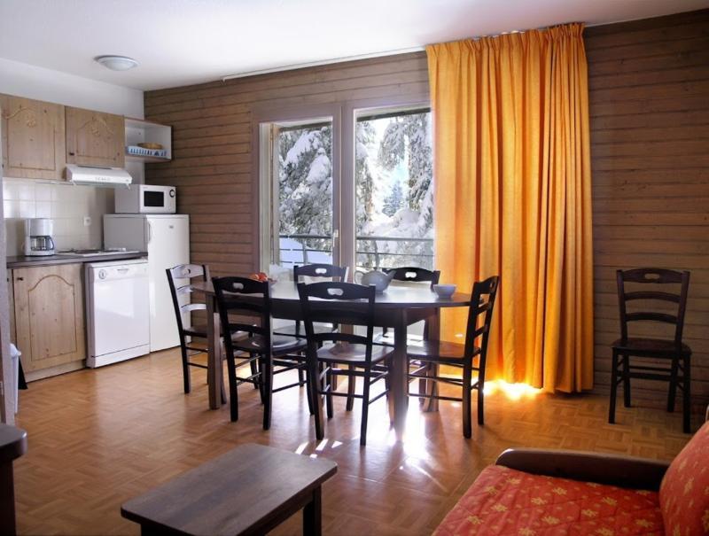 Ecrin Des Neiges Aparthotel Chamrousse Exteriör bild